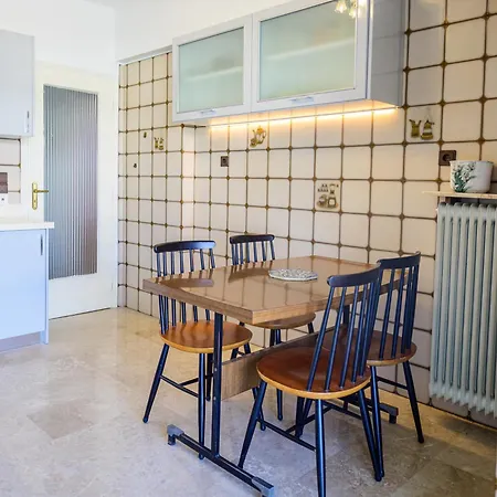 Batis Sea View Apartament *